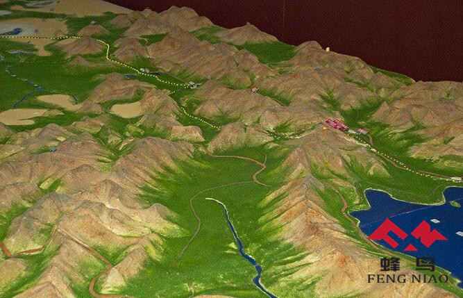 山體模型